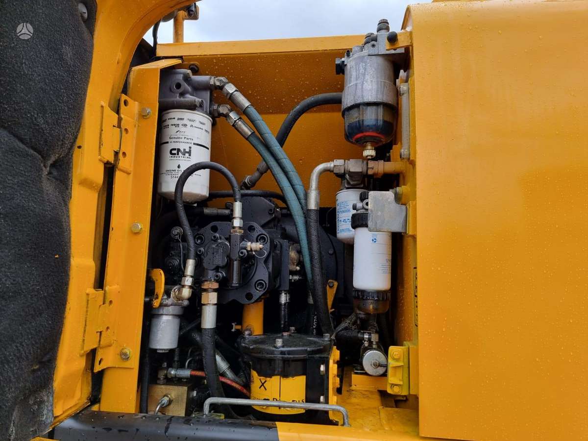 JCB JS145W, экскаваторы
