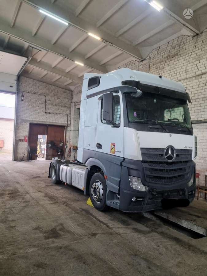 Mercedes-Benz Actros, тягачи