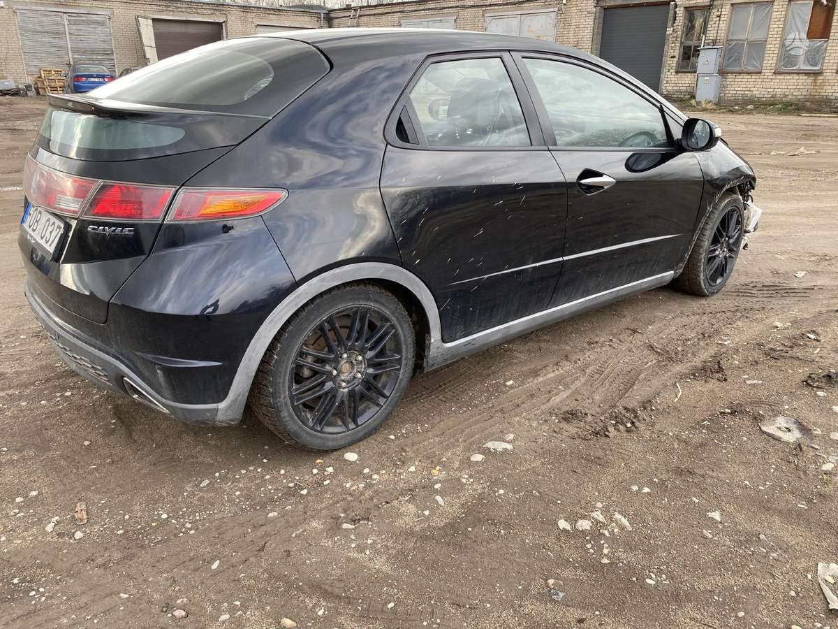 Honda Civic Dalimis