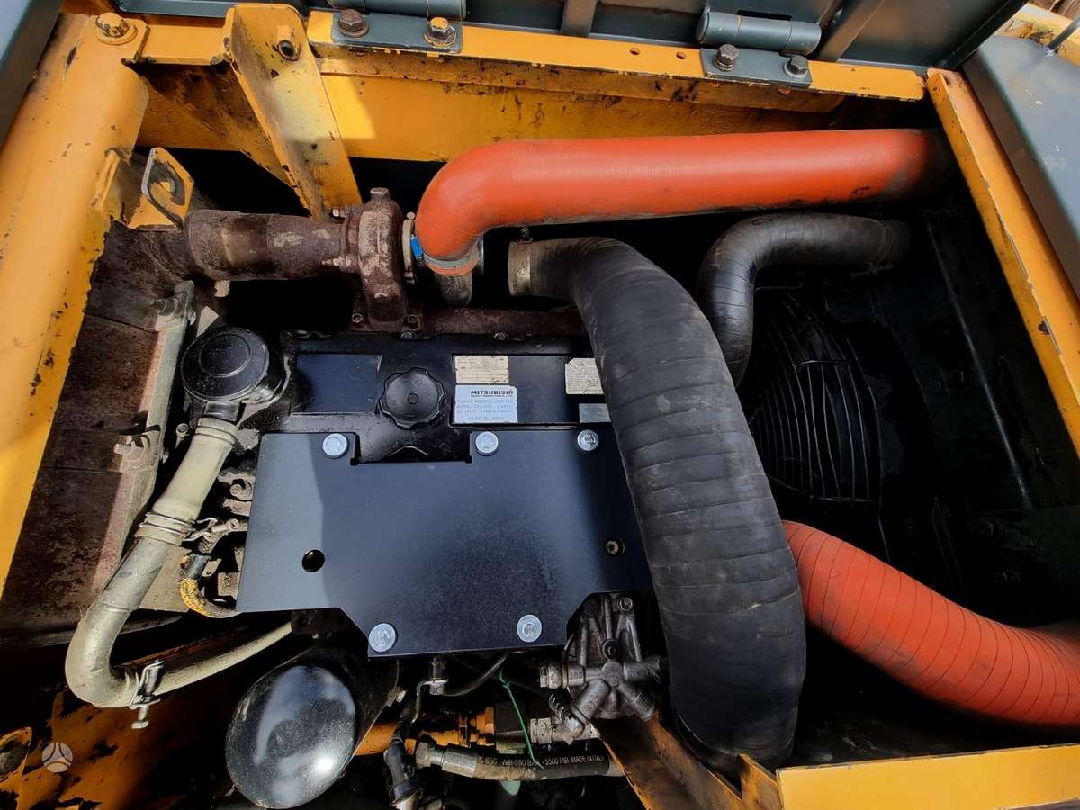Hyundai Robex 145LCR-9, экскаваторы
