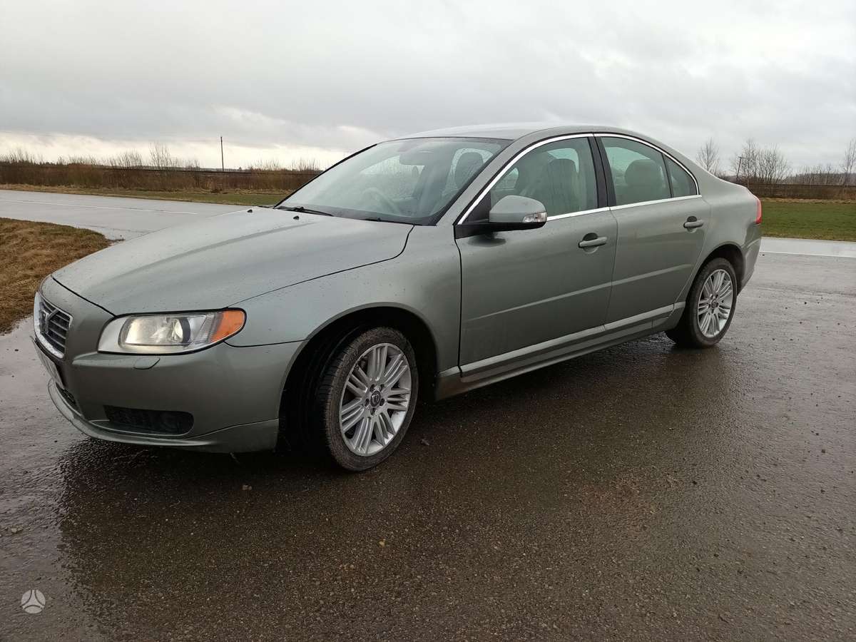 Volvo S80