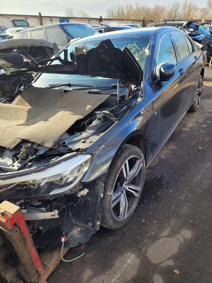 BMW 730 rezerves daļās