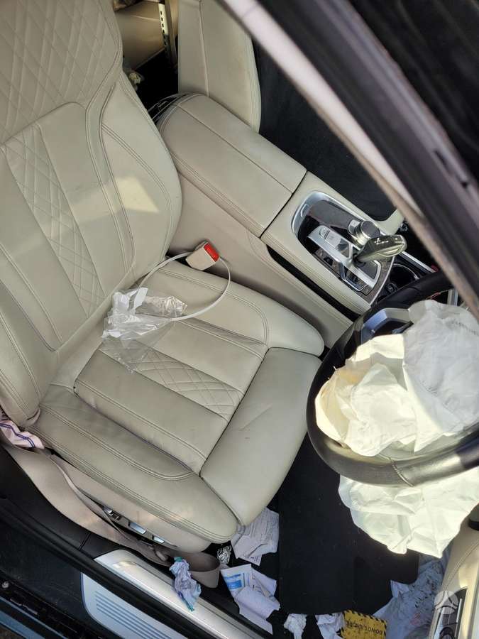 BMW 730 rezerves daļās