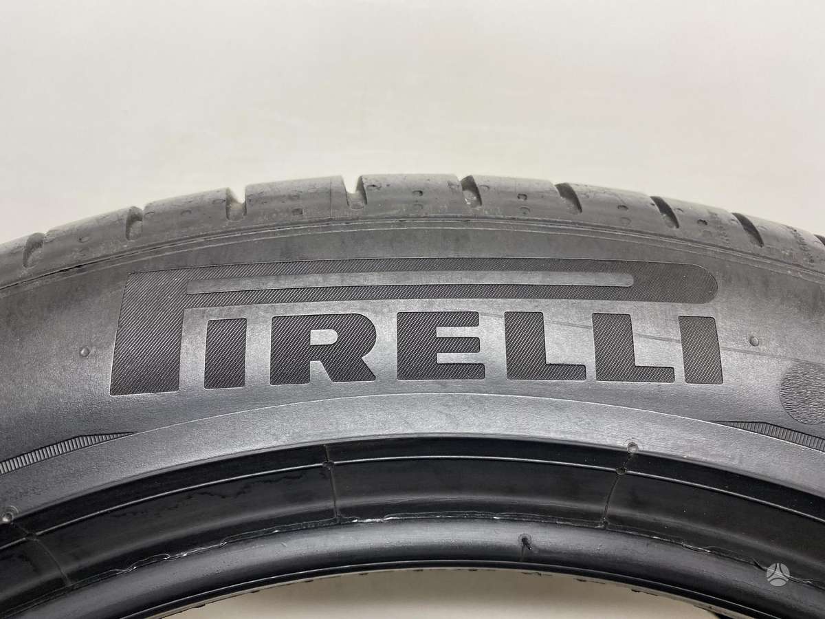 Pirelli P-Zero 2024m, летние 225/50 R18