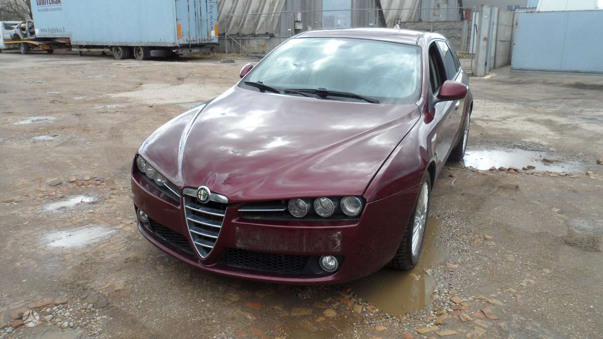 Alfa Romeo 159