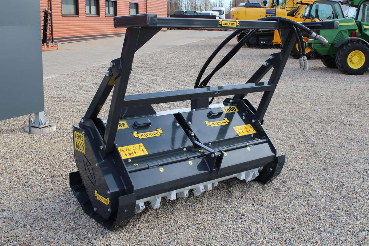 -Kita- LEPRE 1600, mini loaders