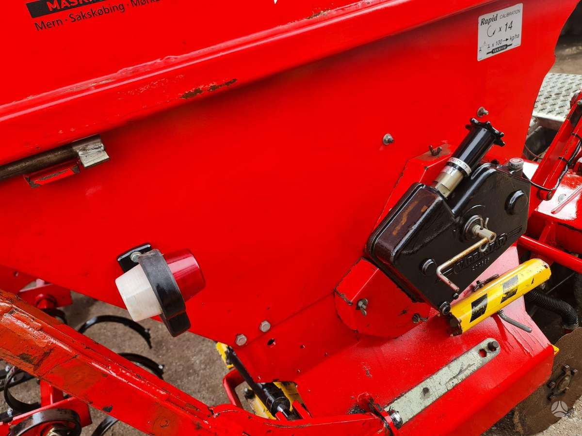 Vaderstad Rapid 400s, seeders, planters