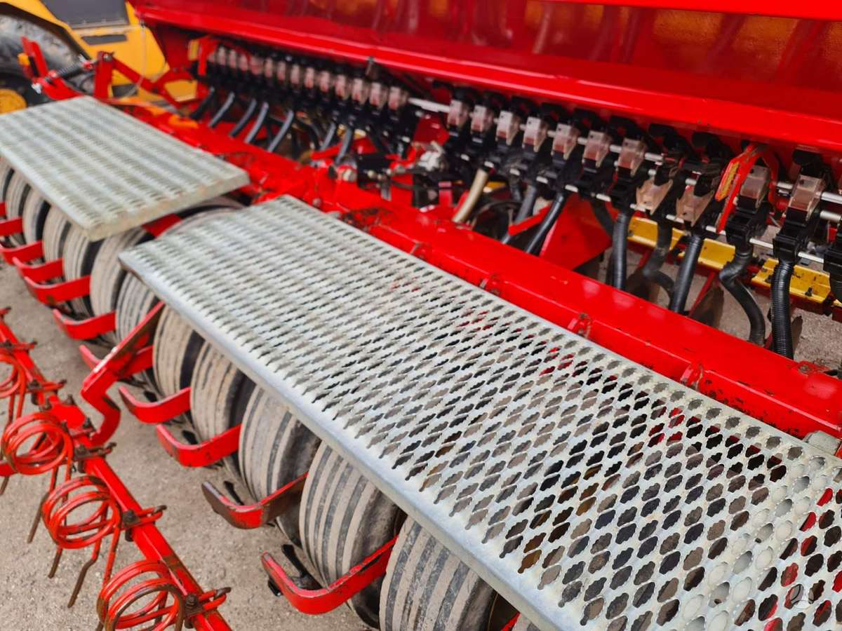Vaderstad Rapid 400s, seeders, planters