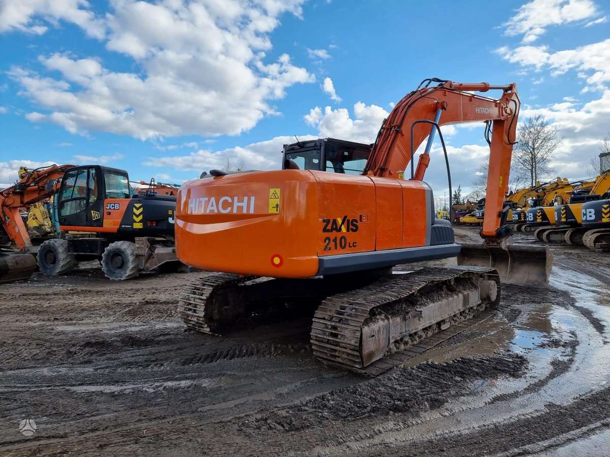 Hitachi ZX210LC-3, excavator