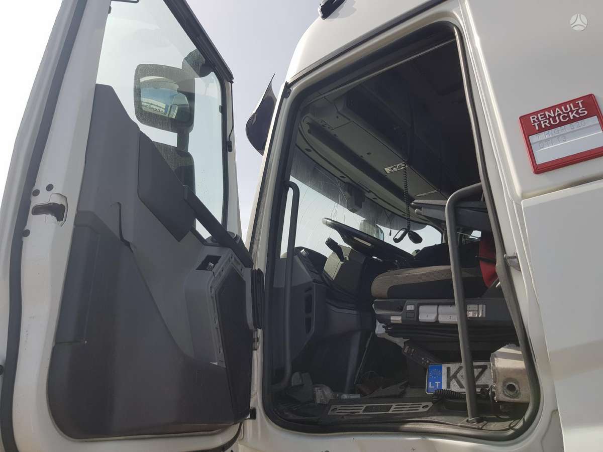 Renault T, semi-trailer trucks
