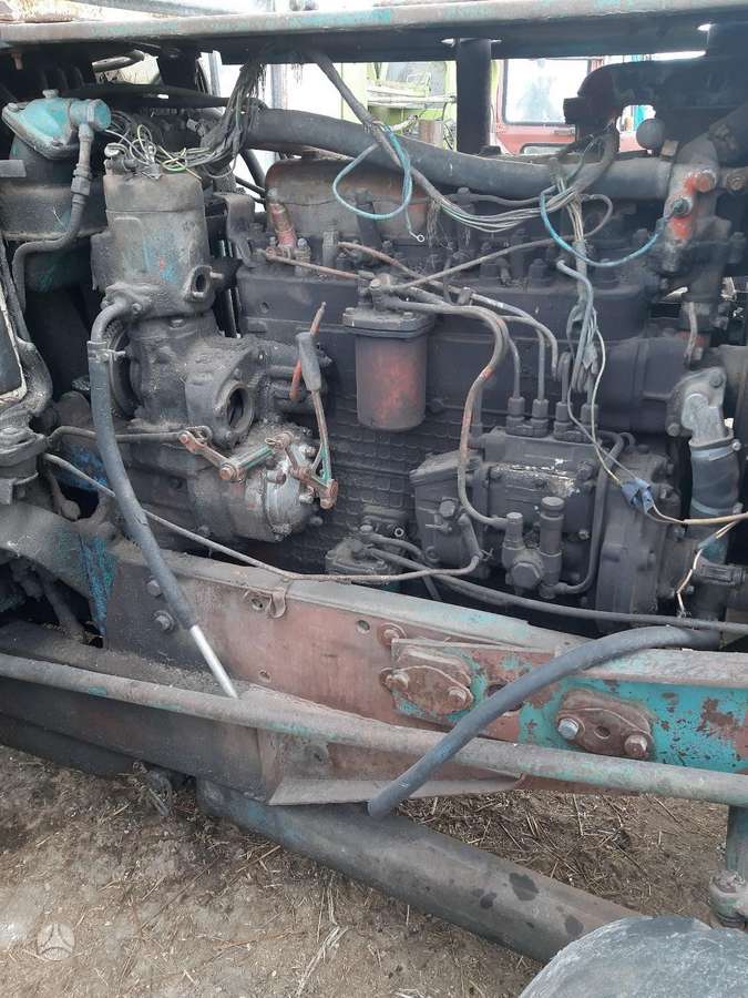 JUMZ Eo 2621, tractors