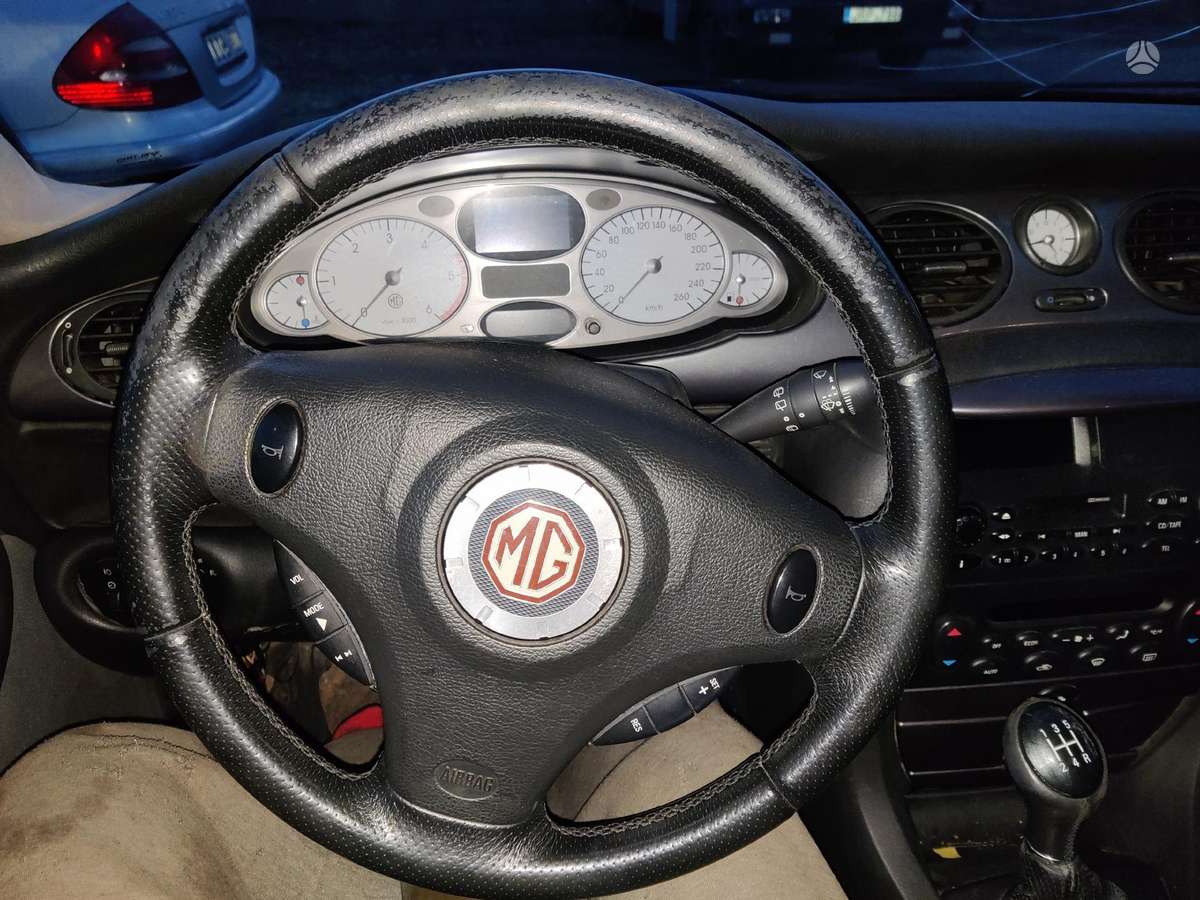 MG ZT