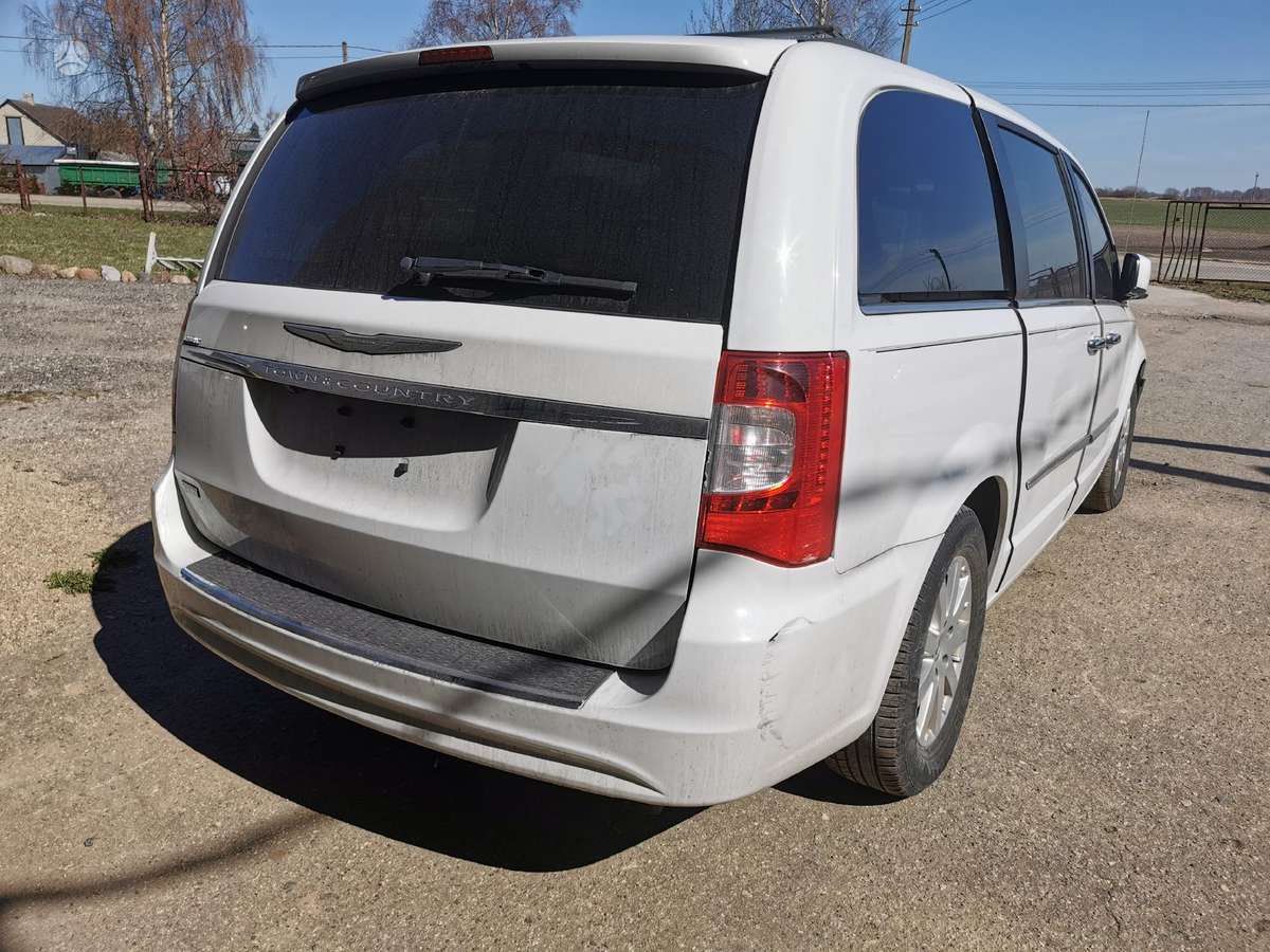 Chrysler Town & Country