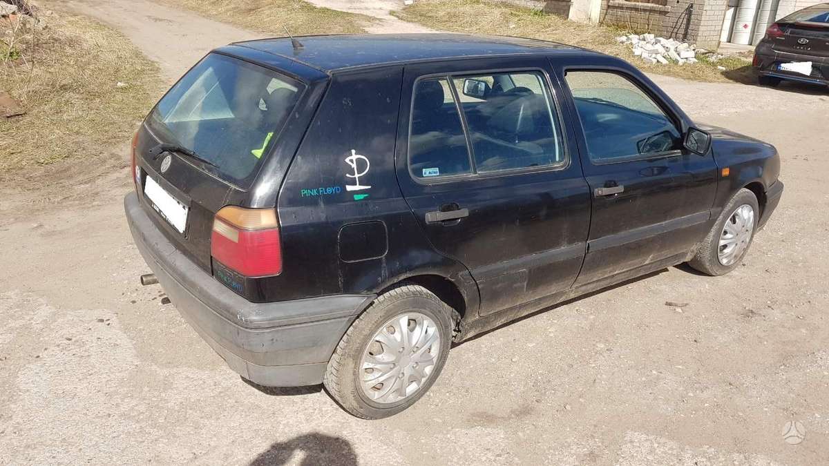 Volkswagen Golf rezerves daļās