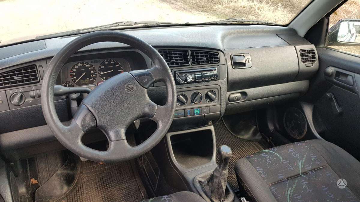 Volkswagen Golf rezerves daļās