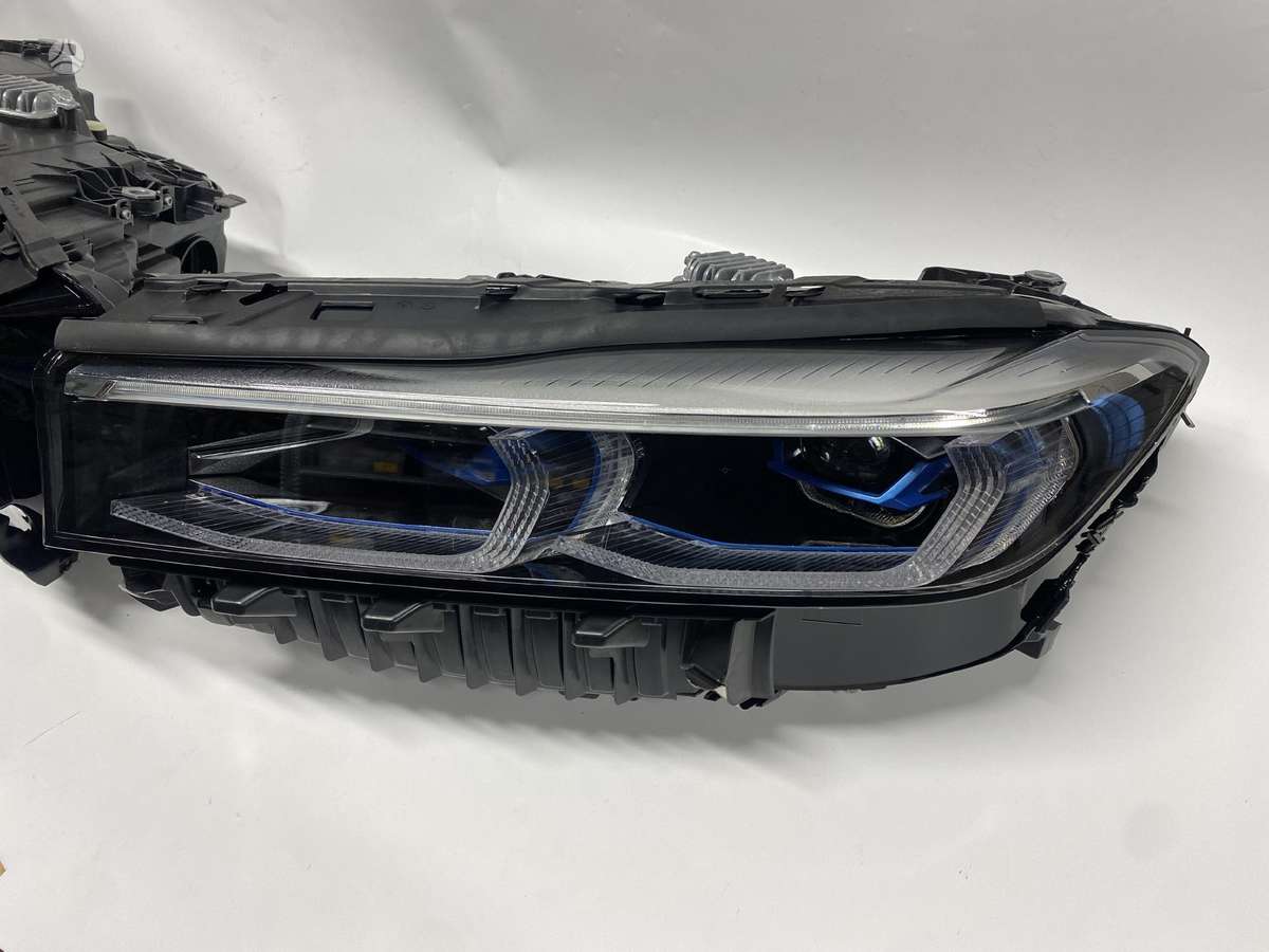BMW 7 serija фары
