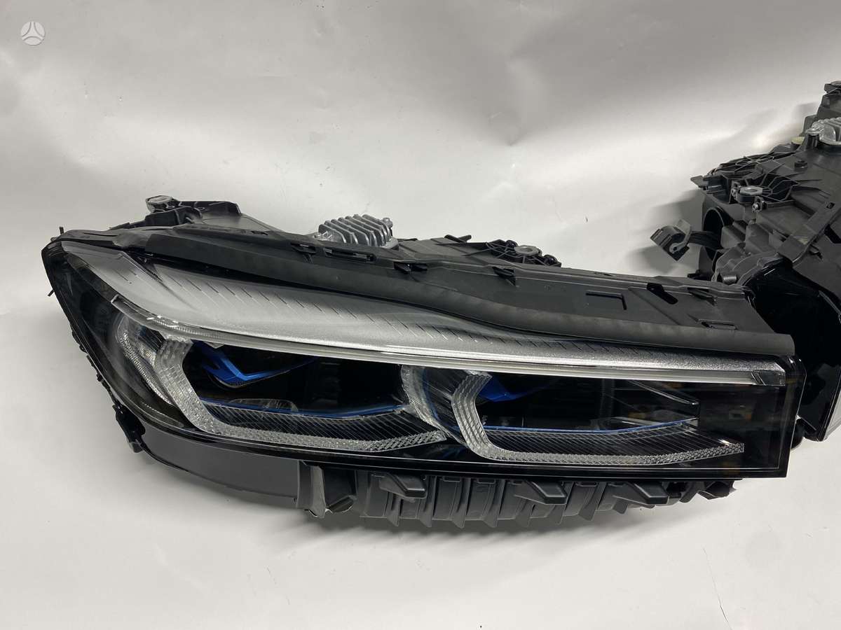 BMW 7 serija lights