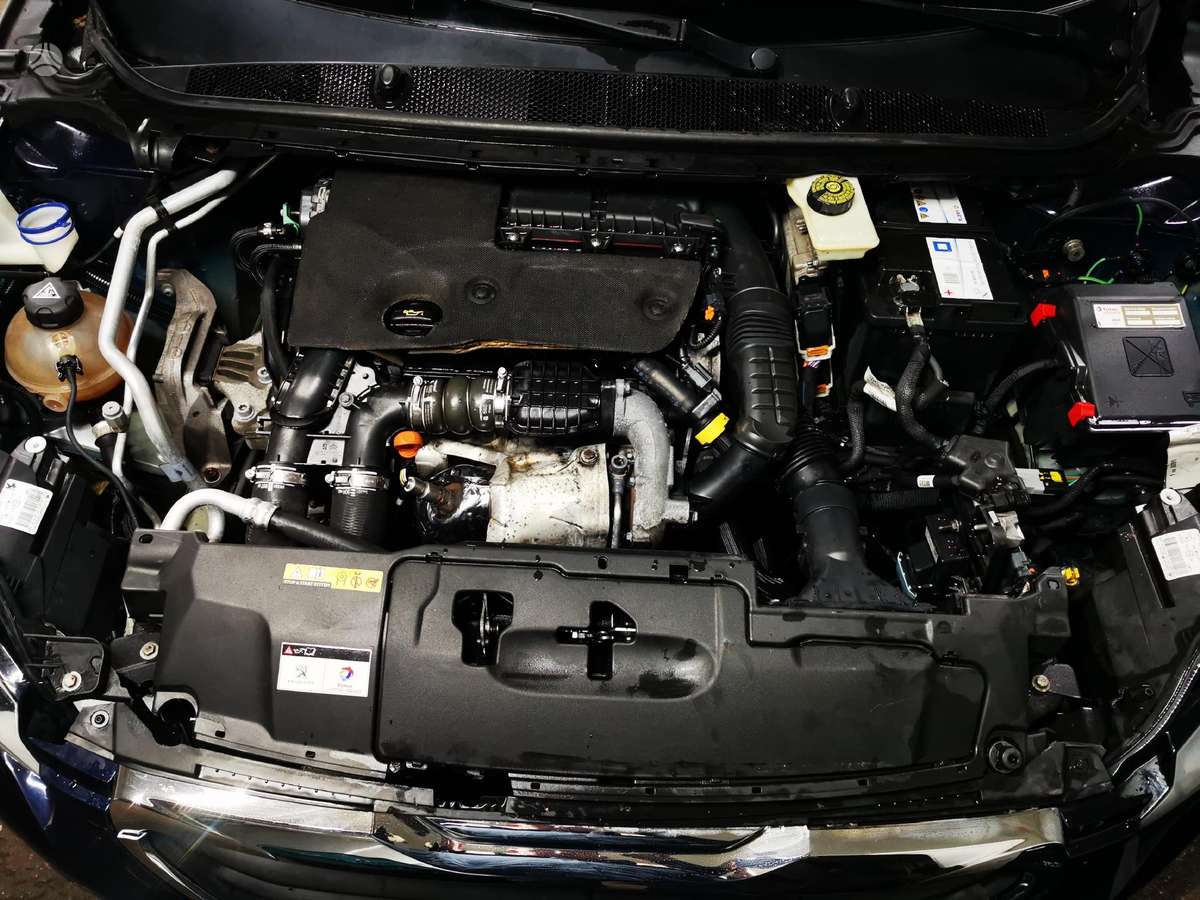 Peugeot 308 dalimis. Europa