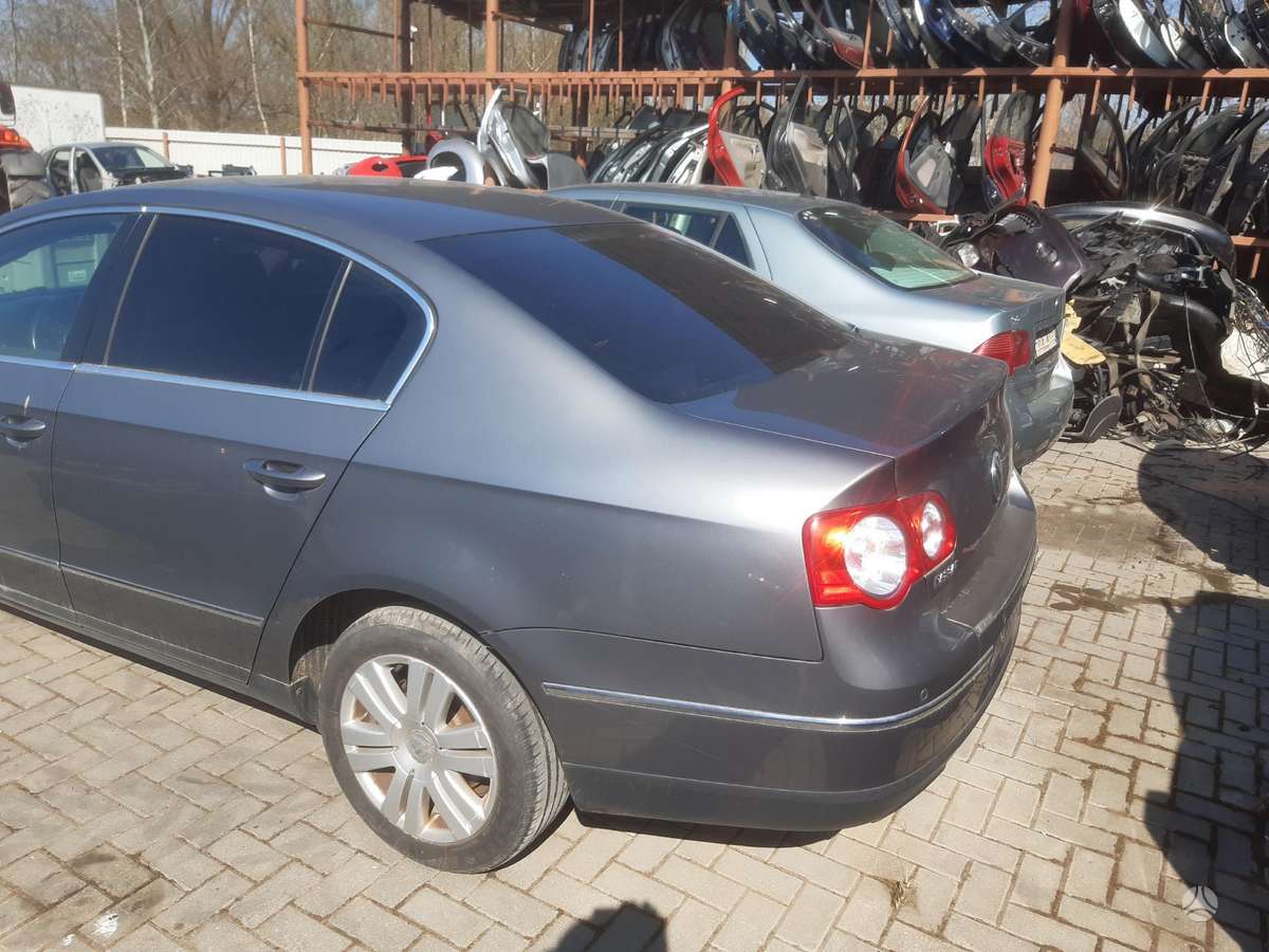 Volkswagen Passat for parts
