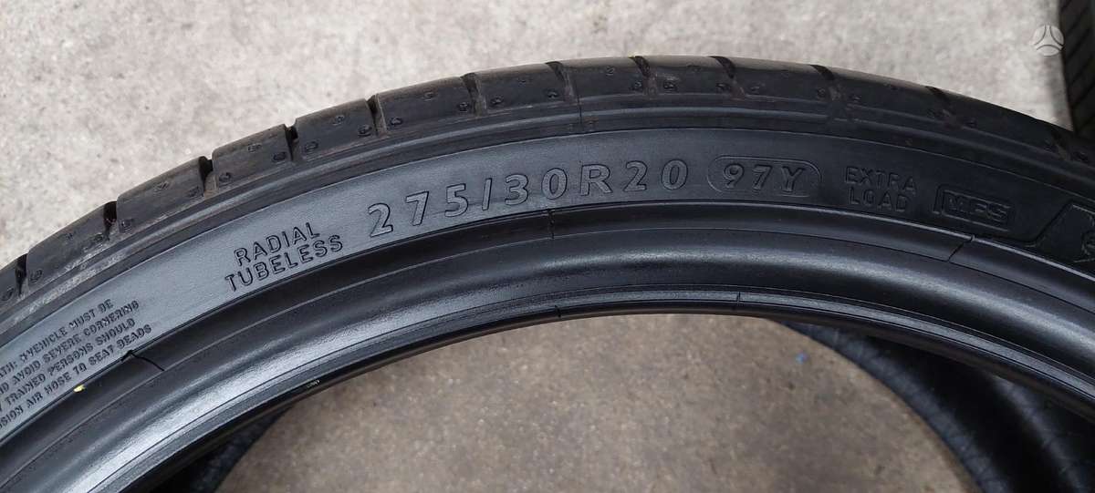 Dunlop, vasarinės 275/30 R20