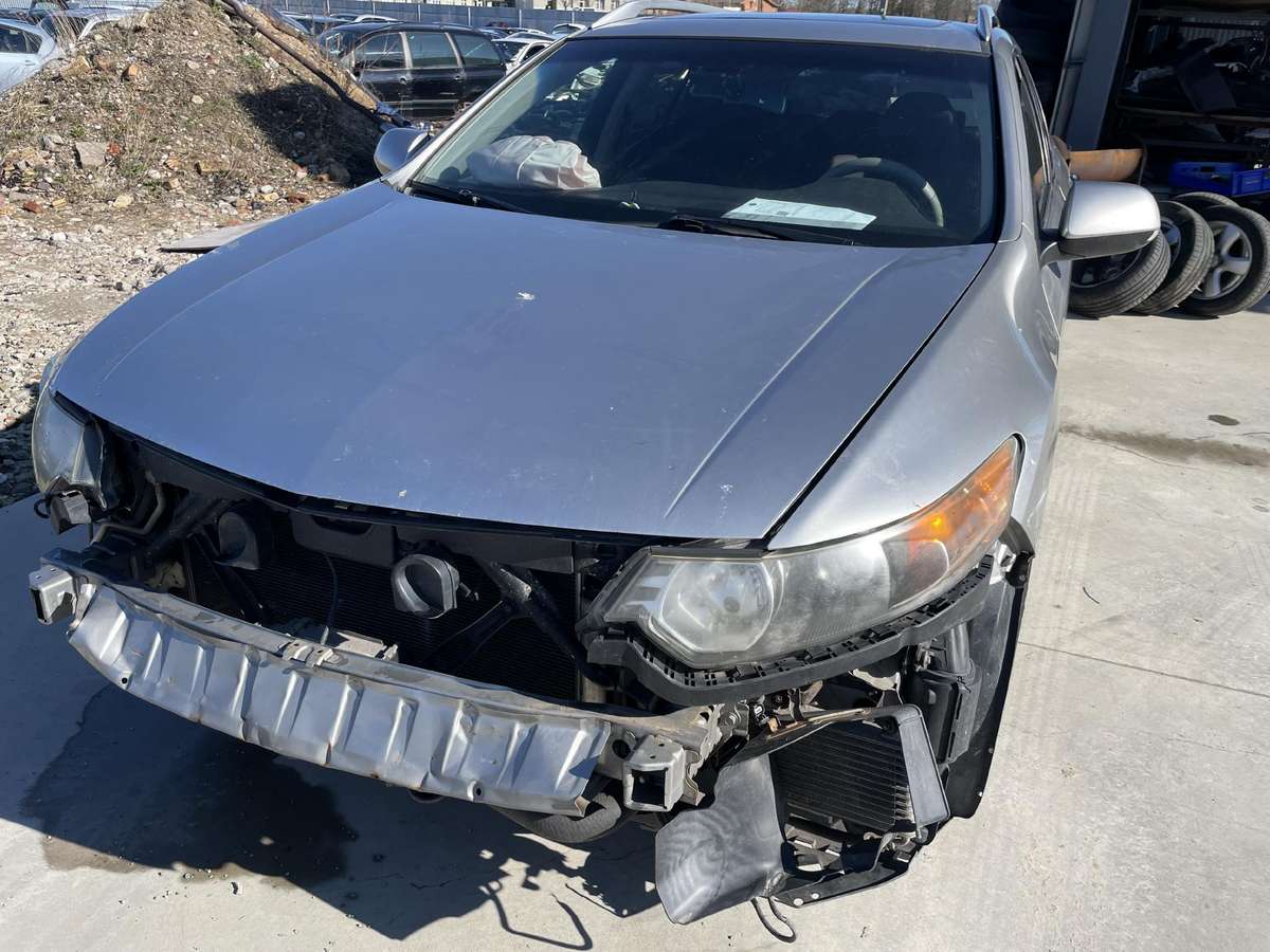 Honda Accord dalimis