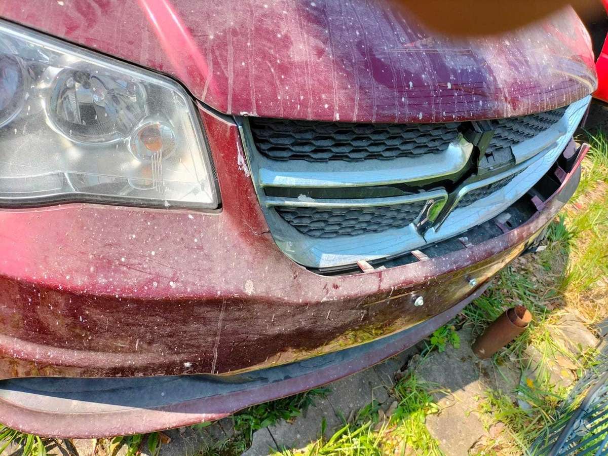 Dodge Grand Caravan по частям