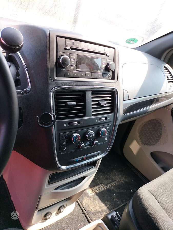 Dodge Grand Caravan rezerves daļās