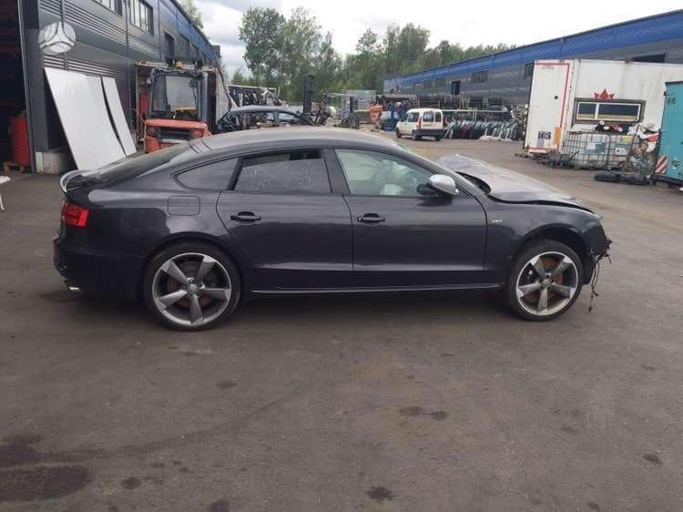 Audi S5