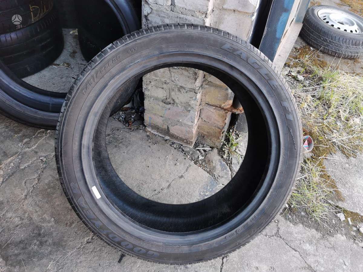 Goodyear EAGLE F1 supercar, summer 245/45 R20