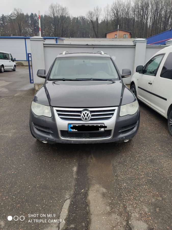 Volkswagen Touareg