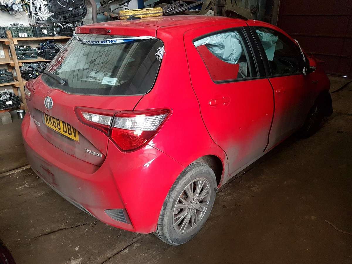 Toyota Yaris Dalimis