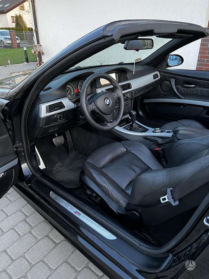 BMW 330, 3.0 l., convertible