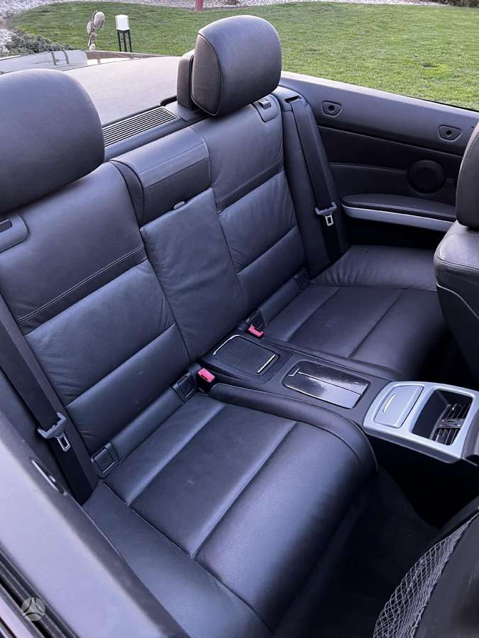 BMW 330, 3.0 l., convertible