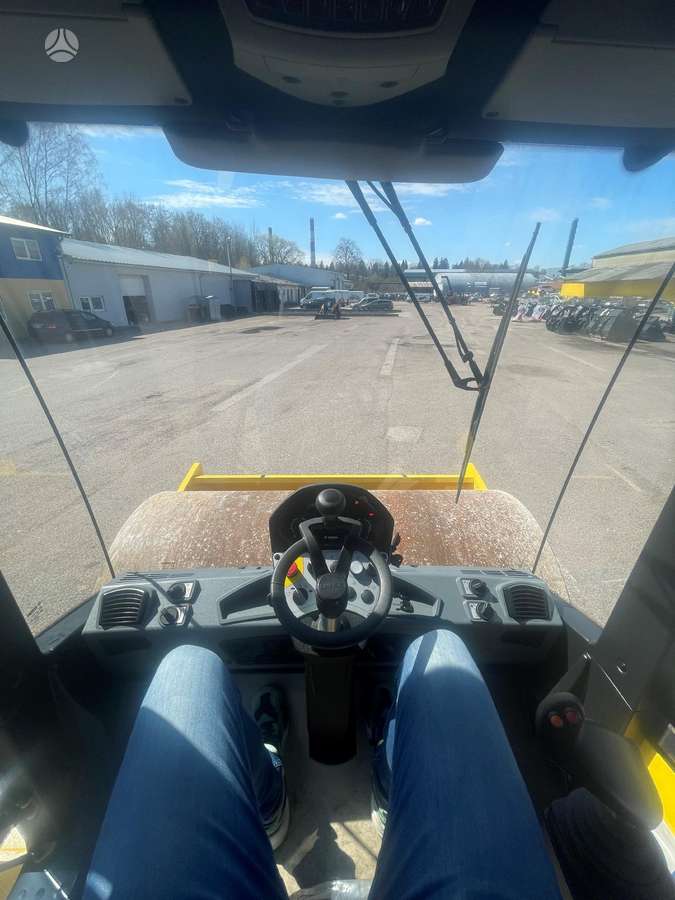 Bomag BW 211 D-5, вибромашины