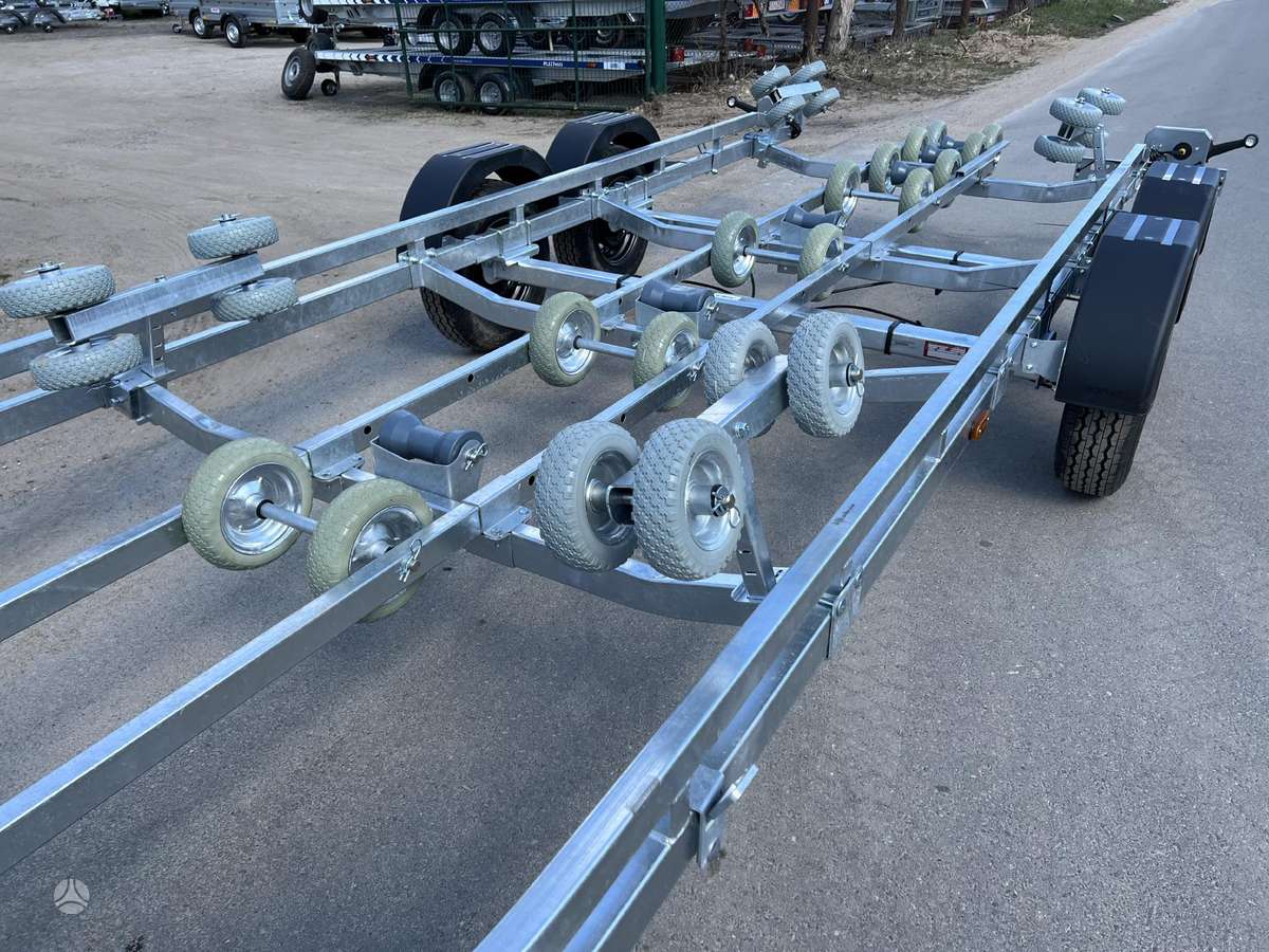 LORRIES PP25-8025, boat / watercraft