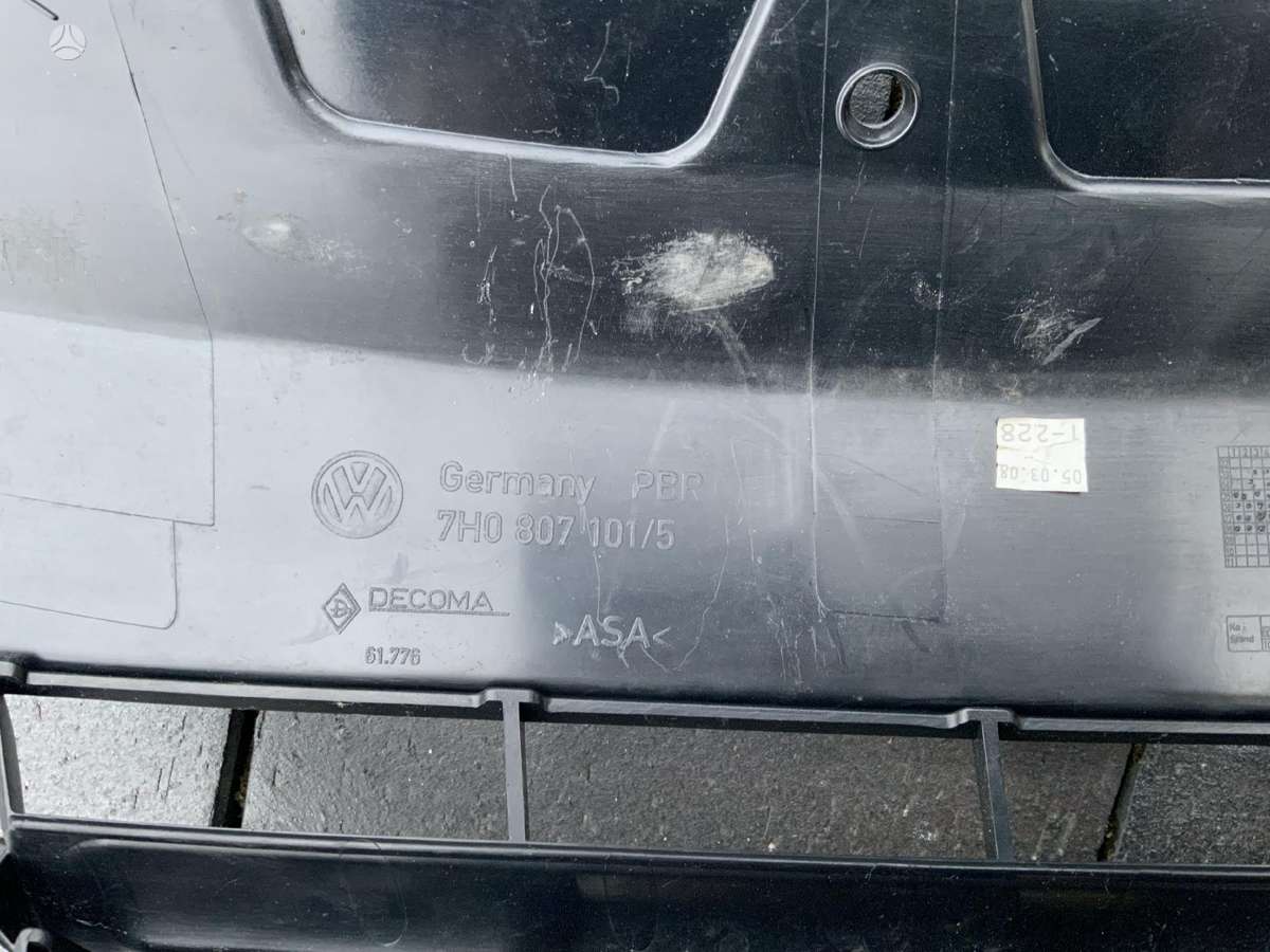 VW Tраnsporter grotele