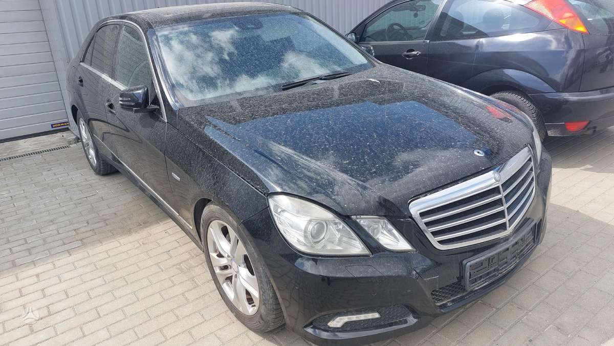 Mercedes-Benz E350