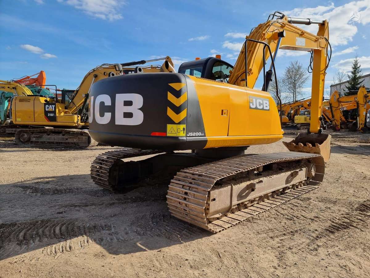 JCB JS200LC, экскаваторы