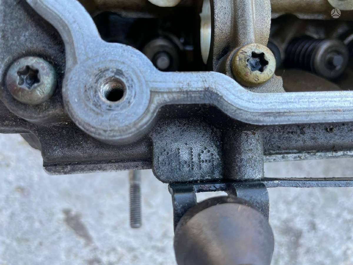 Audi A4, AWA, cylinder head