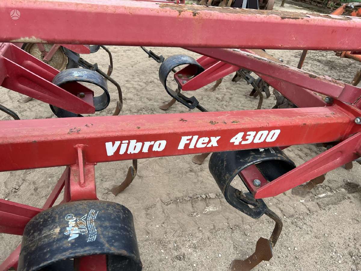 Kongskilde Vibor flex 4300, скребки, скрубберы
