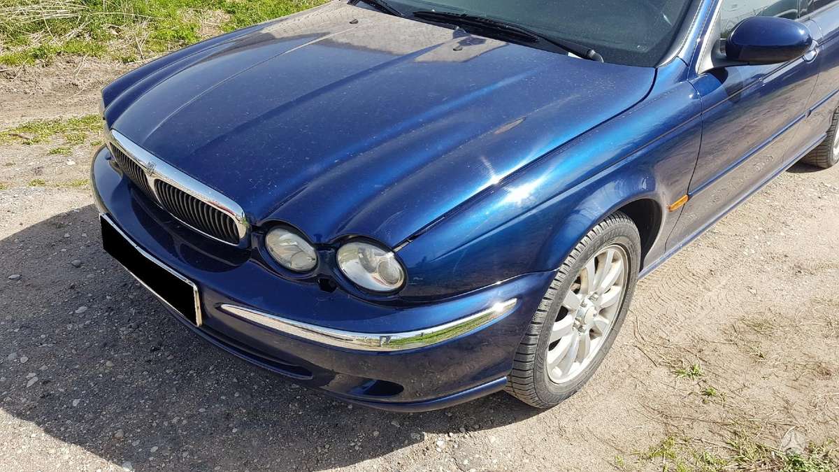 Jaguar X-Type