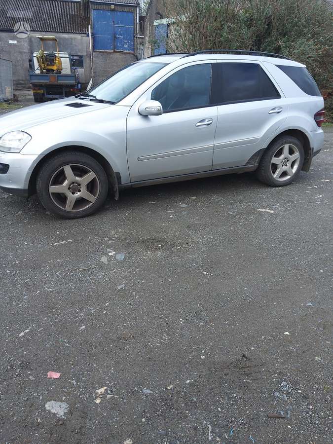 Mercedes-Benz ML klasė dalimis