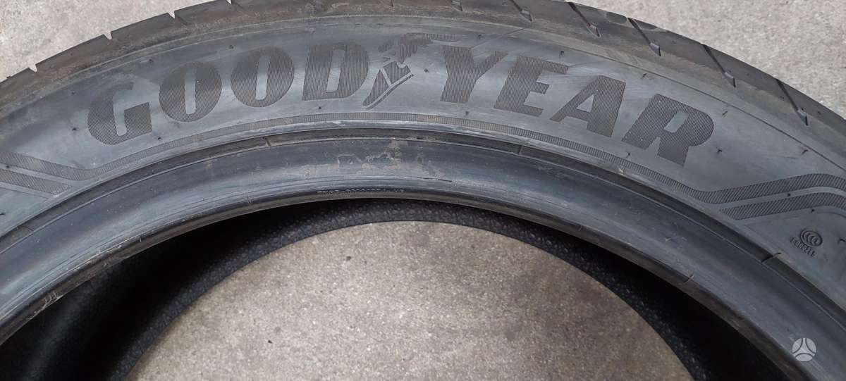 Goodyear, летние 285/40 R21