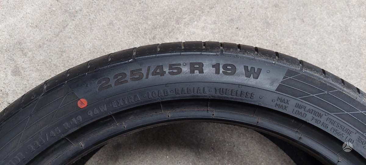 Continental, vasarinės 225/45 R19