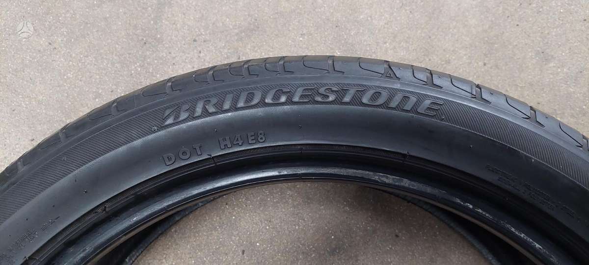 Bridgestone, summer 225/45 R19