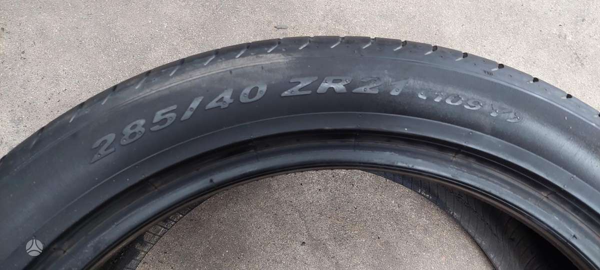 Pirelli, summer 285/40 R21
