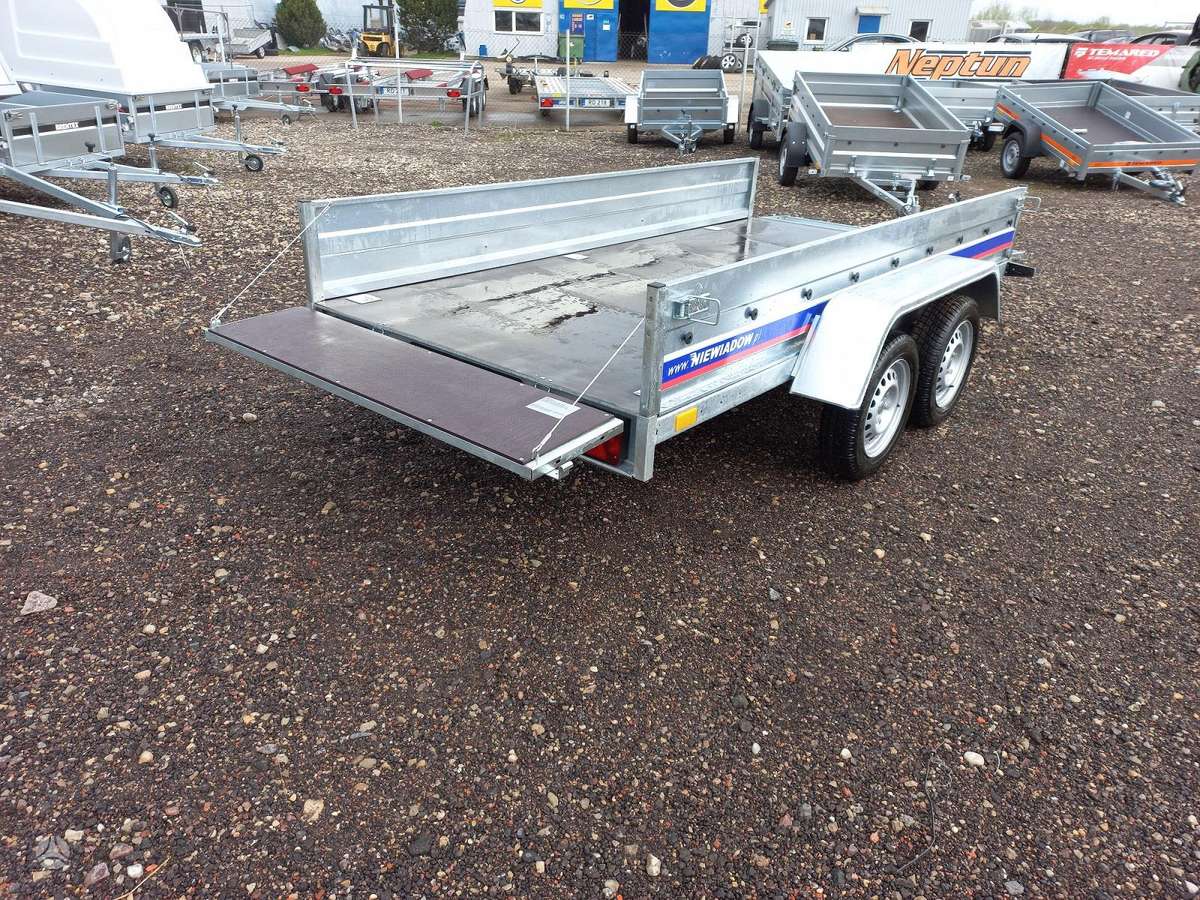 Niewiadow BD7530T, passenger car trailers