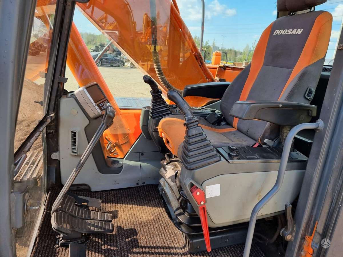 Doosan DX 225LC-3, экскаваторы