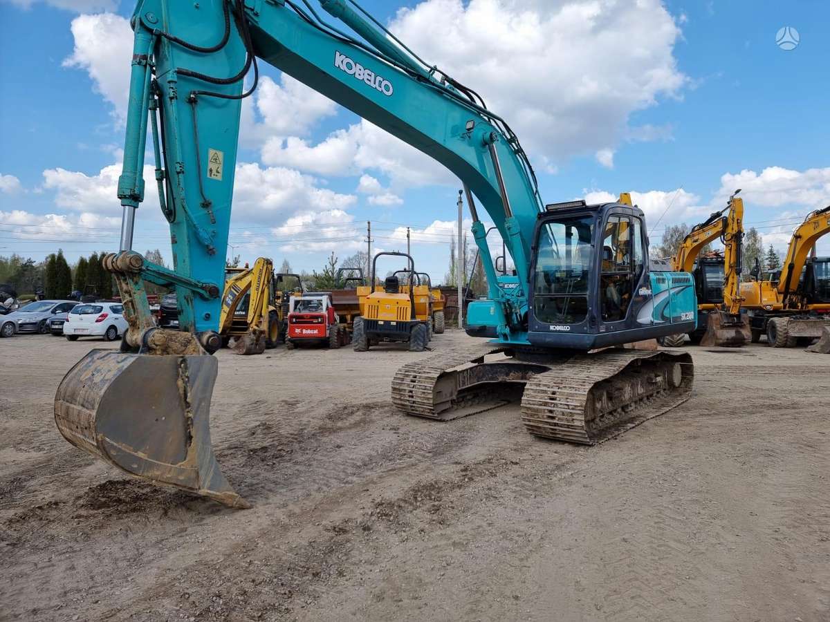 Kobelco SK200LC-8, ekskavatoriai