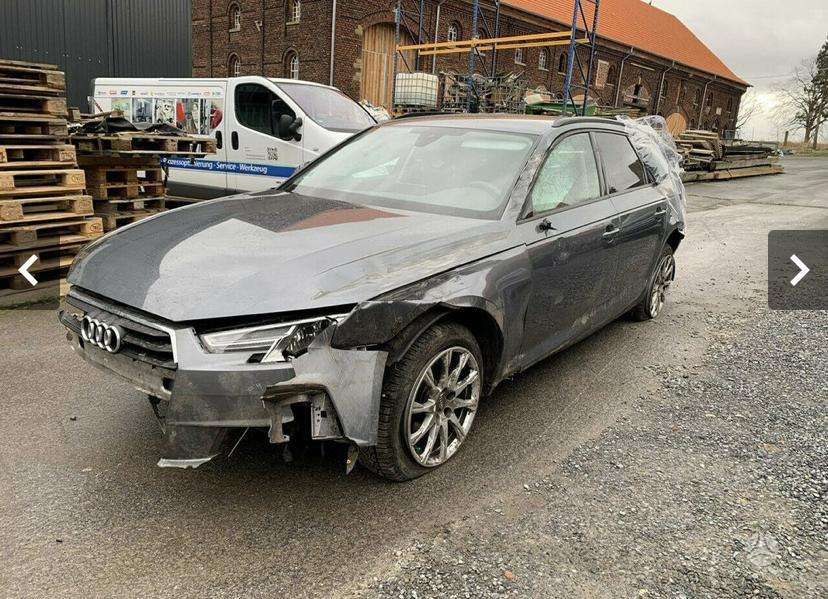 Audi A4 Sline navi liftas led skydelis
